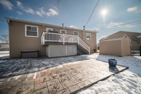 Tiny photo for 7324 Willow Avenue, Woodridge, IL 60517 (MLS # 12548411)