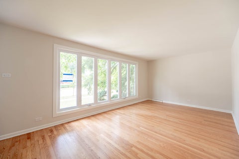 Tiny photo for 365 Serena Drive, Chicago Heights, IL 60411 (MLS # 12713022)