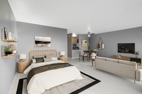 Tiny photo for 4343 N Clarendon Avenue #2209, Chicago, IL 60613 (MLS # 12533046)