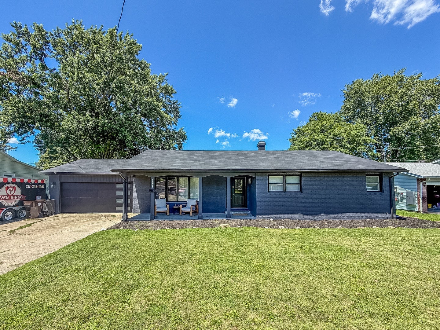 400 W Wing Street