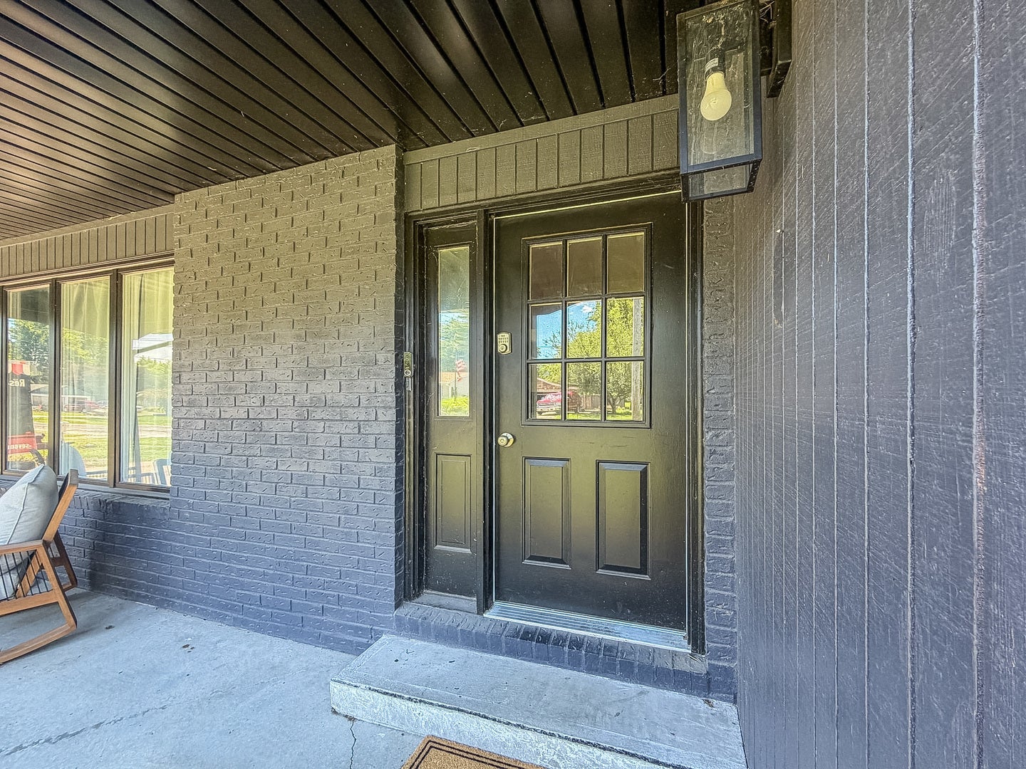 400 W Wing Street