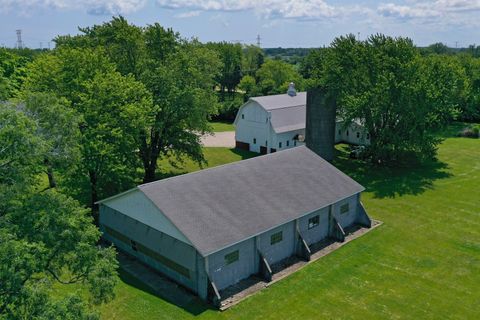 Tiny photo for 42008 N Delany Road, Zion, IL 60099 (MLS # 12393363)