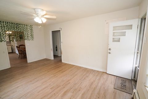 Tiny photo for 627 Manhattan Road, Joliet, IL 60433 (MLS # 12613867)