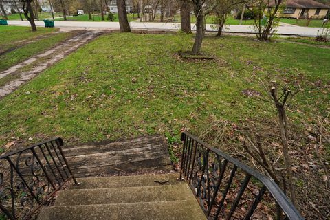 Tiny photo for 627 Manhattan Road, Joliet, IL 60433 (MLS # 12613867)