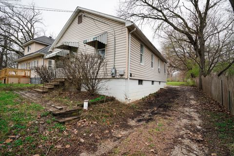 Tiny photo for 627 Manhattan Road, Joliet, IL 60433 (MLS # 12613867)