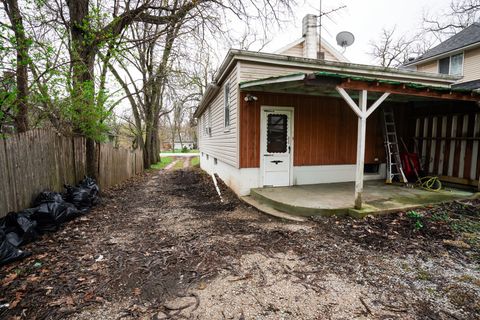 Tiny photo for 627 Manhattan Road, Joliet, IL 60433 (MLS # 12613867)