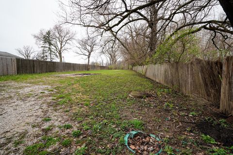 Tiny photo for 627 Manhattan Road, Joliet, IL 60433 (MLS # 12613867)