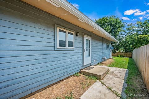 Tiny photo for 131 Austin Avenue, Carpentersville, IL 60110 (MLS # 12714285)