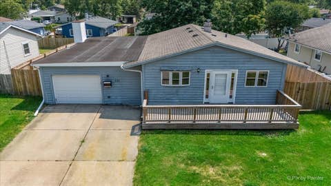 Photo of 131 Austin Avenue, Carpentersville, IL 60110 (MLS # 12714285)