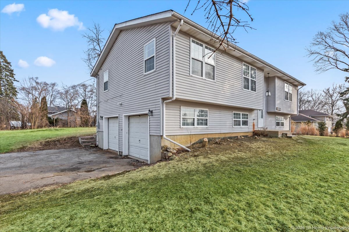 29W092 Pomeroy Street