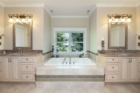 Tiny photo for 616 Driftwood Court, Naperville, IL 60540 (MLS # 12475225)