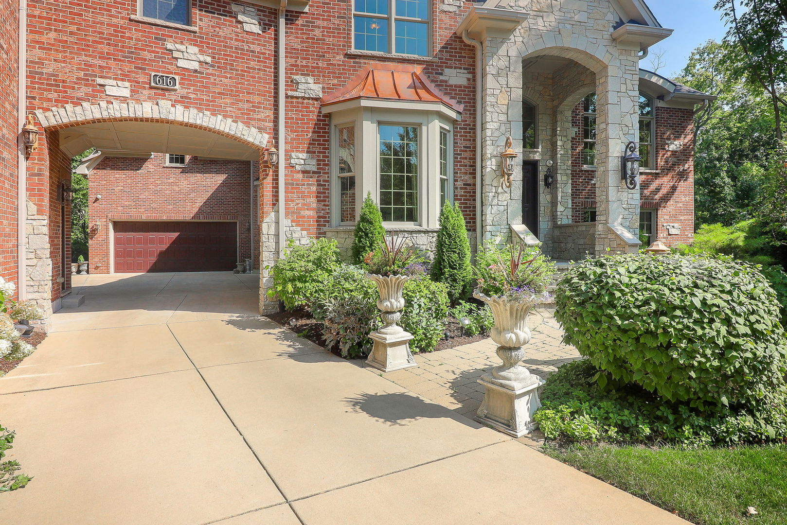 616 Driftwood Court
