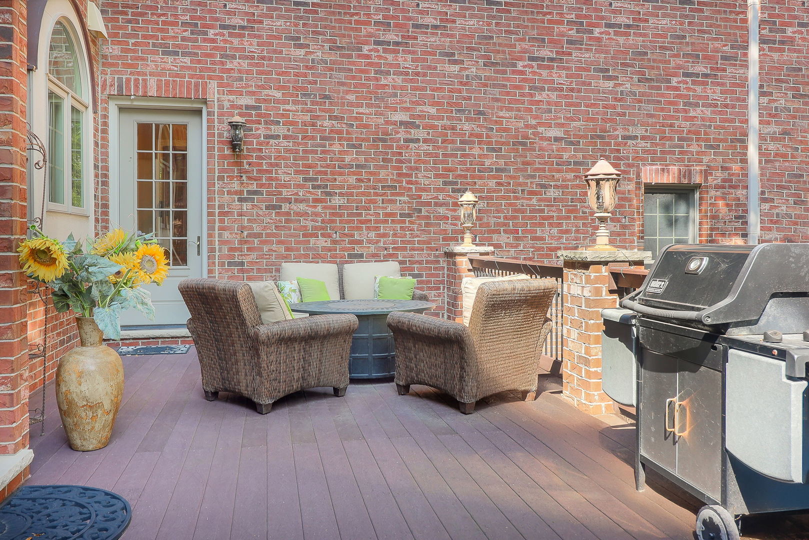 Naperville, Illinois 60540, United States, 6 Bedrooms Bedrooms, ,7 BathroomsBathrooms,Residential,Active,214251