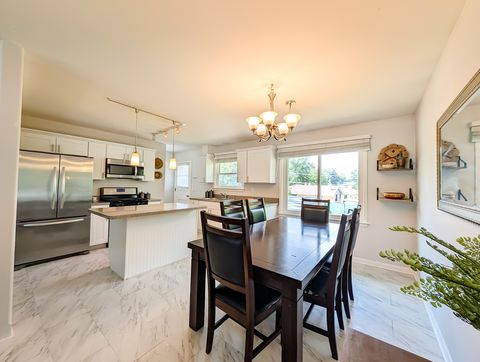 Tiny photo for 1005 E Irving Park Road, Itasca, IL 60143 (MLS # 12710383)