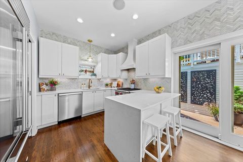 Tiny photo for 1852 N Sheffield Avenue, Chicago, IL 60614 (MLS # 12459801)