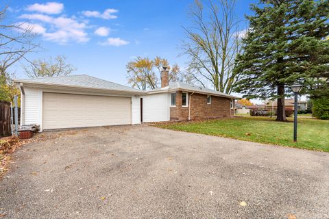 Tiny photo for 138 W Janice Lane, Addison, IL 60101 (MLS # 12596259)