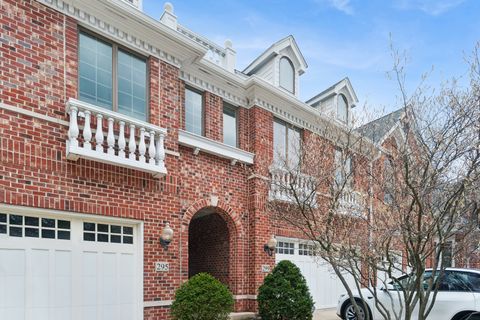 Photo of 299 Arbor Glen Boulevard, Schaumburg, IL 60195 (MLS # 12616399)