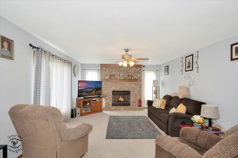 Tiny photo for 975 S Laura Lane, Coal City, IL 60416 (MLS # 12362442)