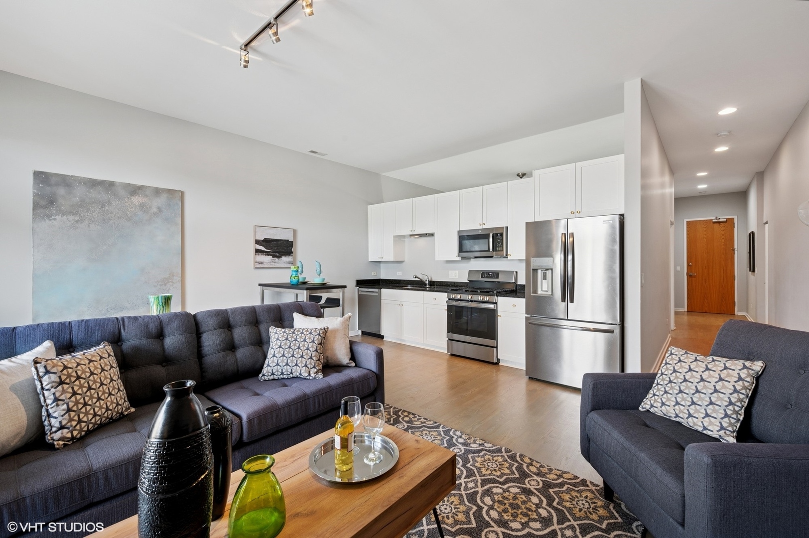 4420 N Clark Street 307