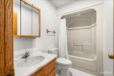 Tiny photo for 1006 Nancy Road, Lake Holiday, IL 60548 (MLS # 12607596)