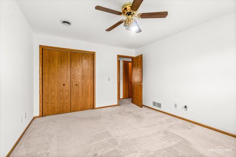 Tiny photo for 1006 Nancy Road, Lake Holiday, IL 60548 (MLS # 12607596)