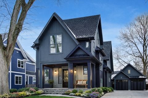 Photo of 821 S Clay Street, Hinsdale, IL 60521 (MLS # 12585233)