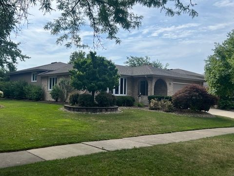 Photo of 17533 Pecan Lane, Tinley Park, IL 60487 (MLS # 12428510)