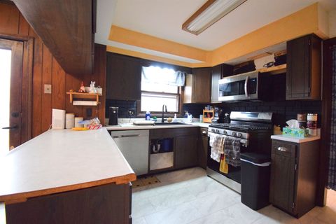 Tiny photo for 69 Cherry Drive, Mount Vernon, IL 62864 (MLS # 100000052)