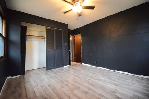 Tiny photo for 69 Cherry Drive, Mount Vernon, IL 62864 (MLS # 100000052)