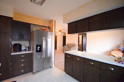 Tiny photo for 69 Cherry Drive, Mt Vernon, IL 62864 (MLS # 100000052)