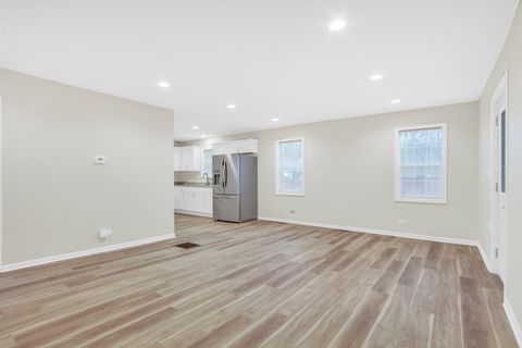 Tiny photo for 24791 W Rollins Road, Round Lake, IL 60073 (MLS # 12521278)