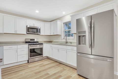 Tiny photo for 24791 W Rollins Road, Round Lake, IL 60073 (MLS # 12521278)