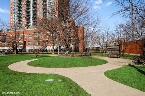 Tiny photo for 326 E 18th Street, Chicago, IL 60616 (MLS # 12572901)