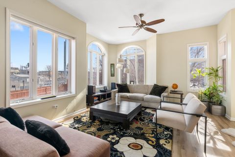 Tiny photo for 326 E 18th Street, Chicago, IL 60616 (MLS # 12572901)