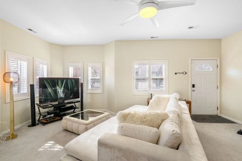 Tiny photo for 326 E 18th Street, Chicago, IL 60616 (MLS # 12572901)