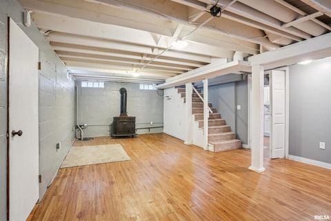 Tiny photo for 421 W 30TH Street, Davenport, IA 52803 (MLS # QC4268856)