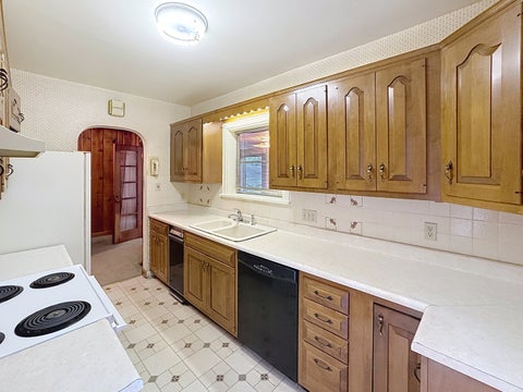 Tiny photo for 2117 23rd Avenue, Rock Island, IL 61201 (MLS # 12736370)