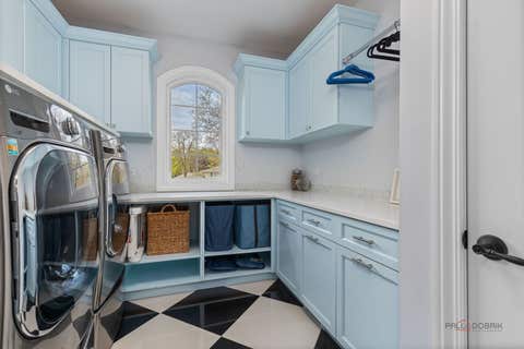 Tiny photo for 1025 S Vail Avenue, Arlington Heights, IL 60005 (MLS # 12704340)