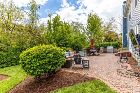 Tiny photo for 1025 S Vail Avenue, Arlington Heights, IL 60005 (MLS # 12704340)