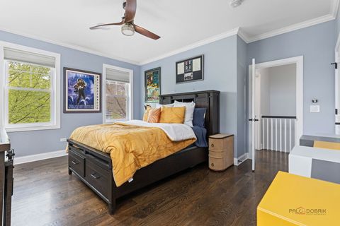 Tiny photo for 1025 S Vail Avenue, Arlington Heights, IL 60005 (MLS # 12704340)