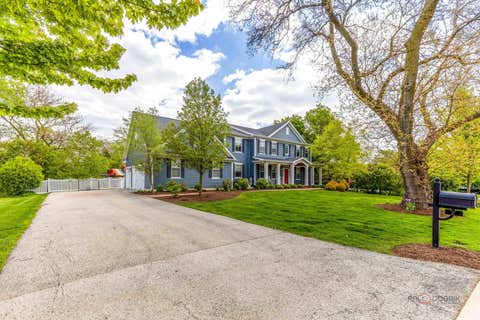 Tiny photo for 1025 S Vail Avenue, Arlington Heights, IL 60005 (MLS # 12704340)