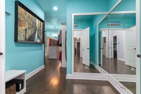 Tiny photo for 1025 S Vail Avenue, Arlington Heights, IL 60005 (MLS # 12704340)