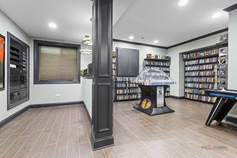 Tiny photo for 1025 S Vail Avenue, Arlington Heights, IL 60005 (MLS # 12704340)