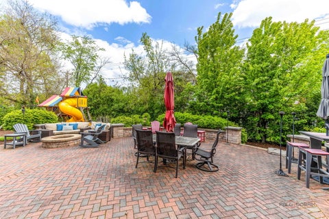 Tiny photo for 1025 S Vail Avenue, Arlington Heights, IL 60005 (MLS # 12704340)