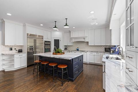 Tiny photo for 1025 S Vail Avenue, Arlington Heights, IL 60005 (MLS # 12704340)