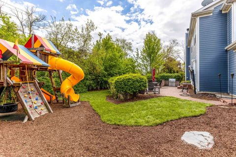 Tiny photo for 1025 S Vail Avenue, Arlington Heights, IL 60005 (MLS # 12704340)