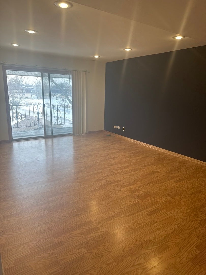 5721 CIRCLE Drive 304
