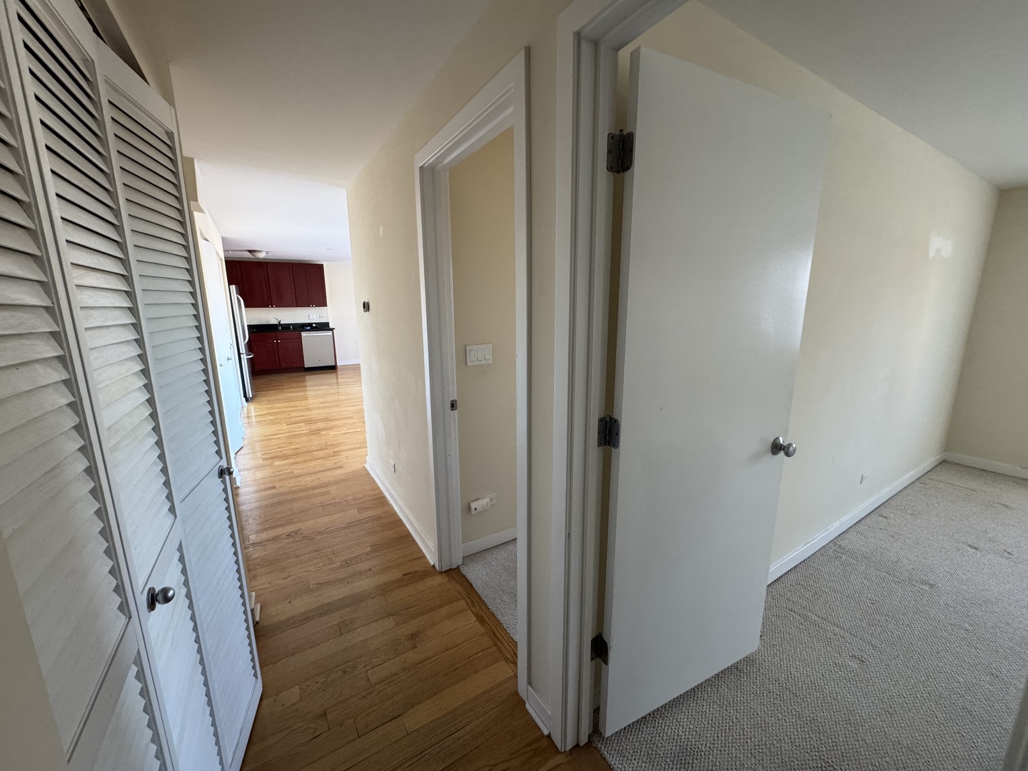 2501 W Bryn Mawr Avenue W 201