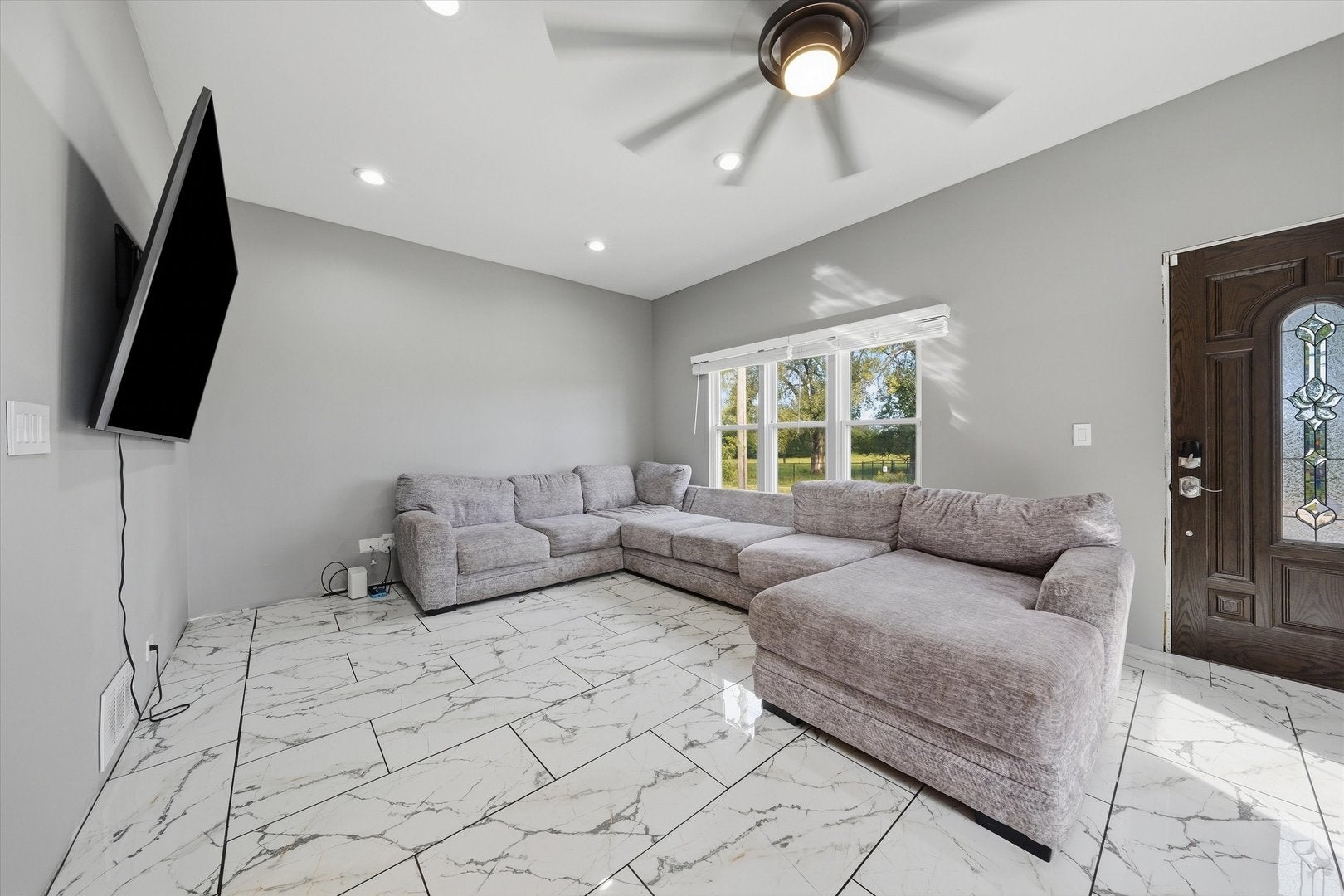 3903 W 115th Street