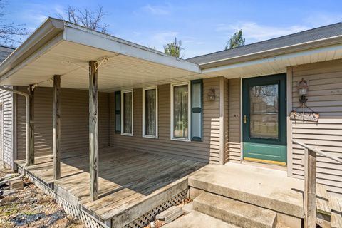 Tiny photo for 1150 E CR 800 N, Sullivan, IL 61951 (MLS # 12617344)